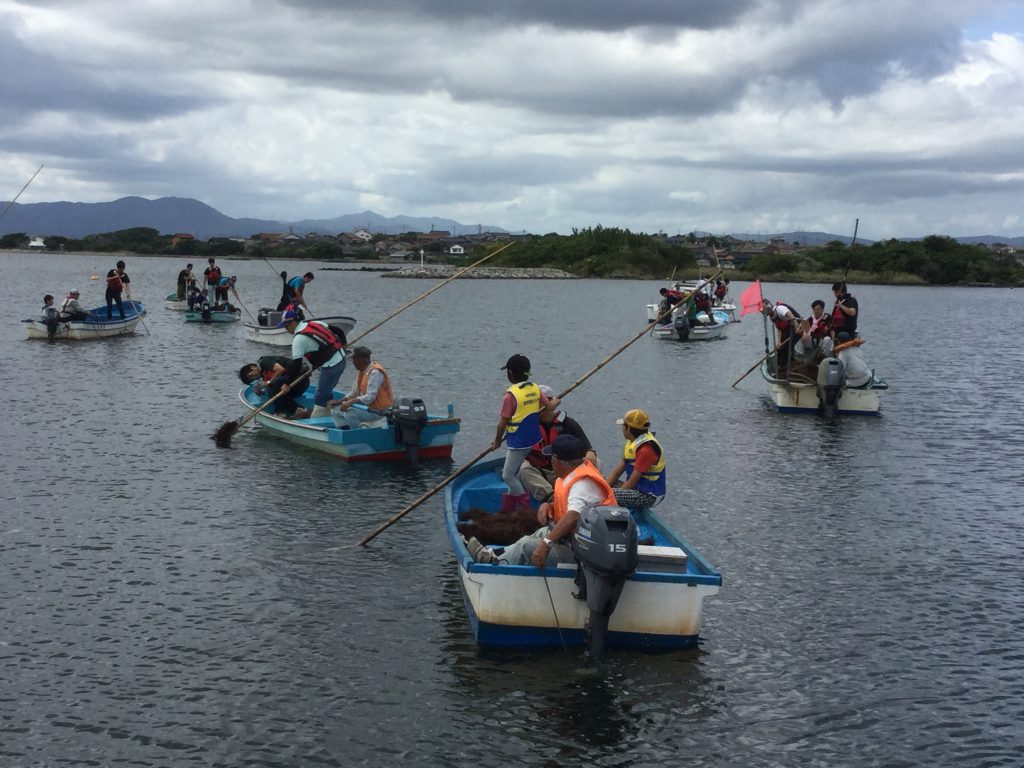 画像：連合島根の皆さんと藻が～る